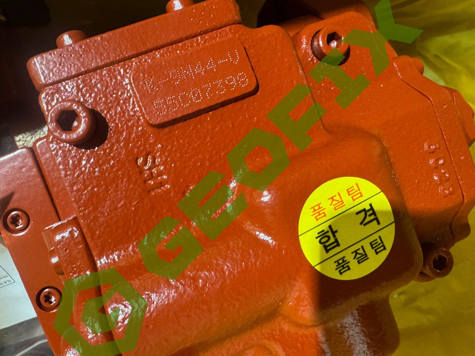 Насос Kawasaki K5V200DT-10WR-9N44-V