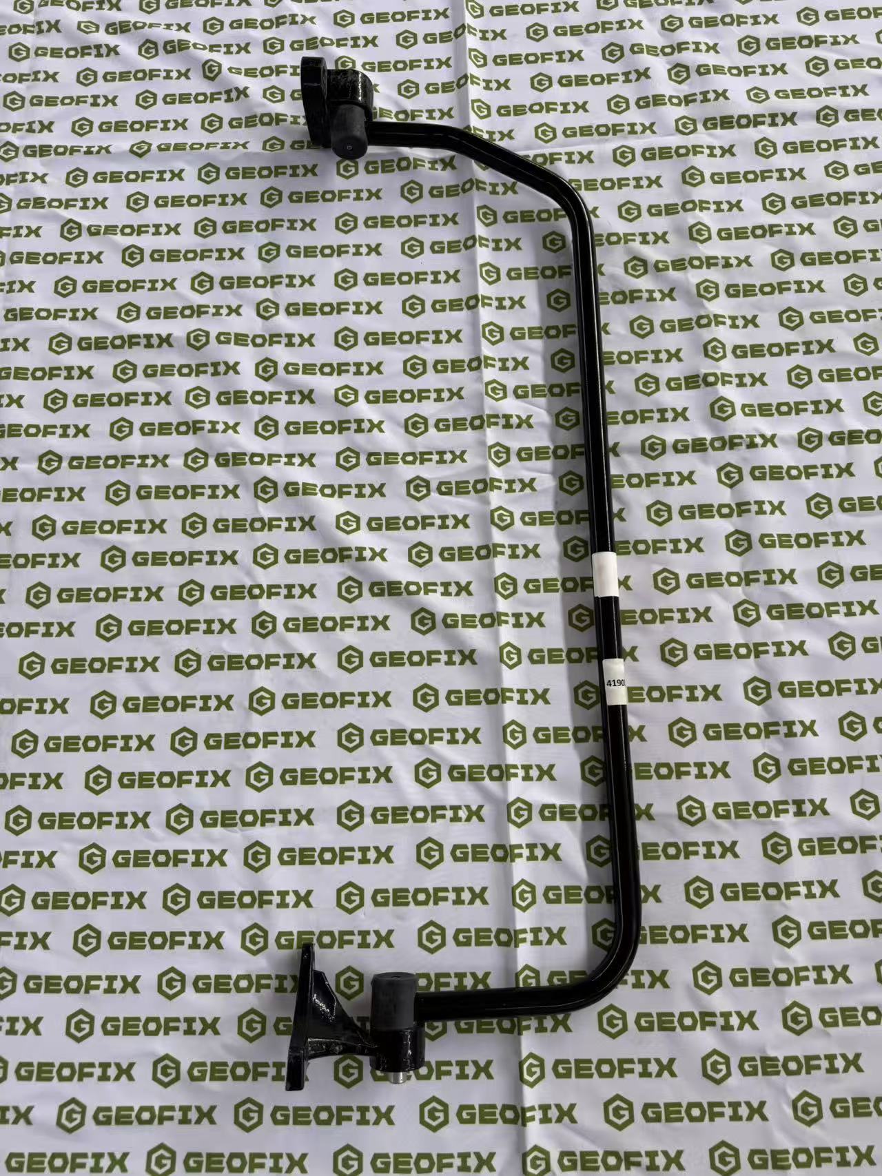 4190001098546 Кронштейн левого зеркала заднего вида/Left rearview mirror bracket